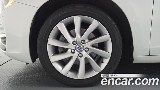 Volvo S60 2014 — photo 5