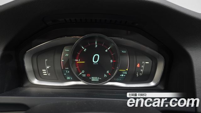 Volvo S60 2014 — photo 11
