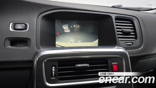 Volvo S60 2014 — photo 21