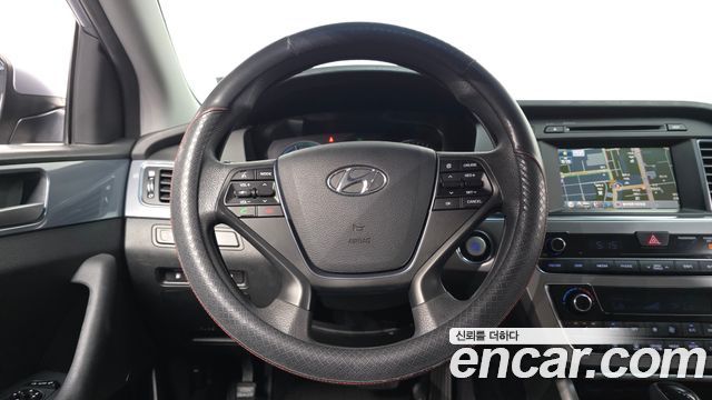 Hyundai Sonata 2017 — photo 13