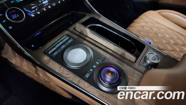 Genesis GV80 2022 — photo 12