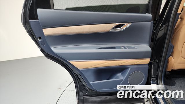 Genesis GV80 2022 — photo 15