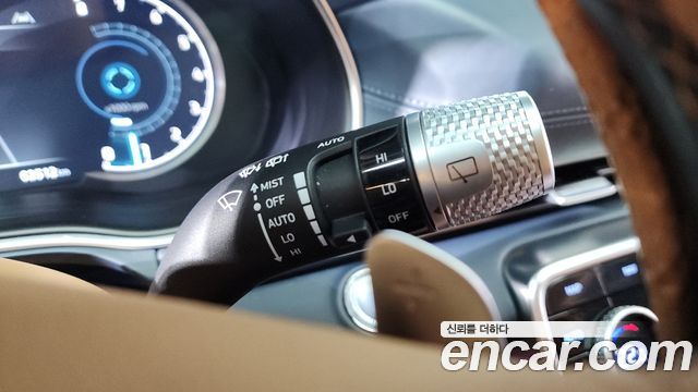 Genesis GV80 2022 — photo 29