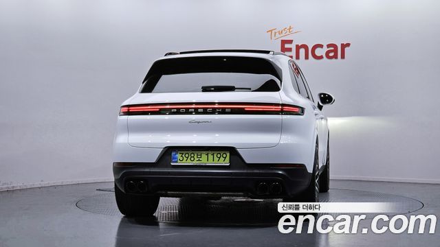 Porsche Cayenne 2025 — photo 4
