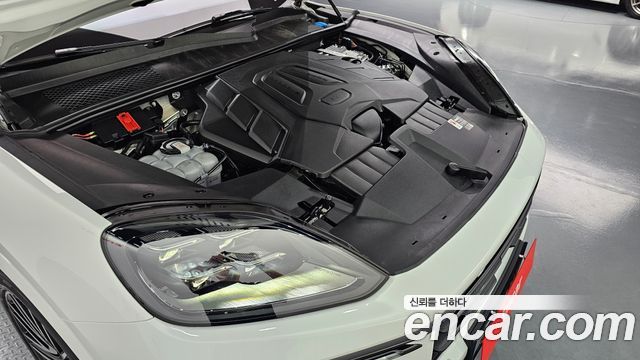 Porsche Cayenne 2025 — photo 6