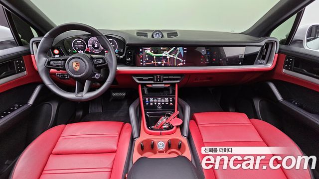 Porsche Cayenne 2025 — photo 10