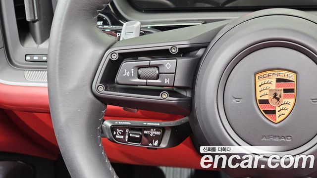 Porsche Cayenne 2025 — photo 31