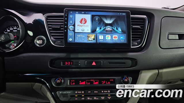 Kia Canival 2016 — photo 15