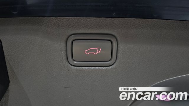 Kia Canival 2016 — photo 20