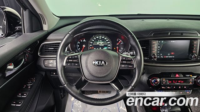 Kia Sorento 2019 — photo 15