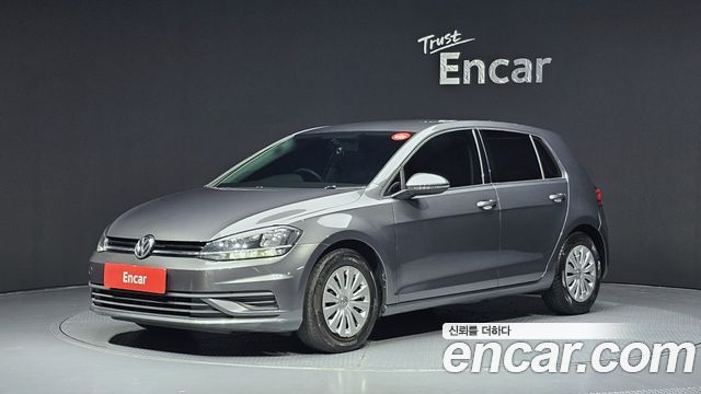Volkswagen Golf 2017 — photo 1