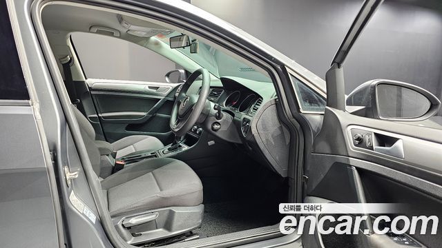 Volkswagen Golf 2017 — photo 10