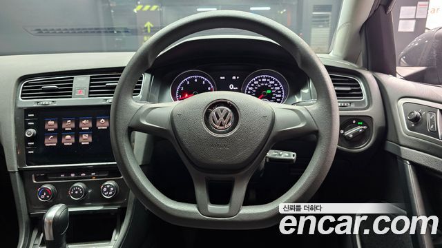 Volkswagen Golf 2017 — photo 13