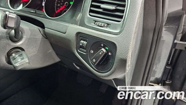 Volkswagen Golf 2017 — photo 15