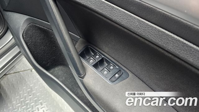 Volkswagen Golf 2017 — photo 16