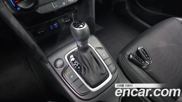 Hyundai Kona 2018 — photo 12
