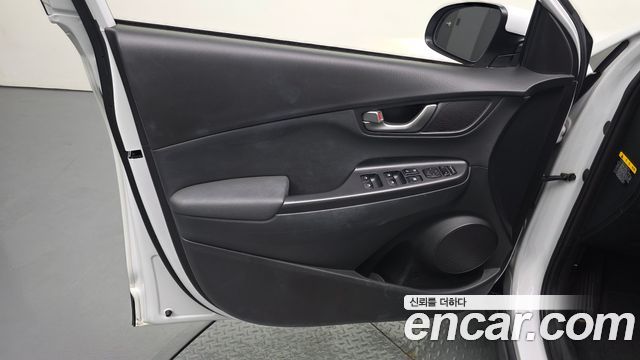 Hyundai Kona 2018 — photo 14