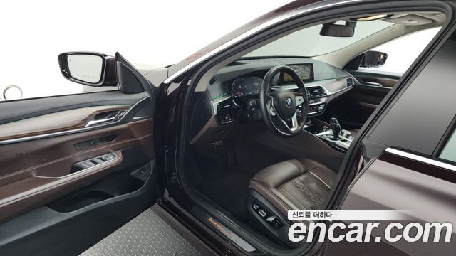 BMW Gran Turismo 2020 — photo 13