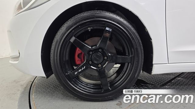 Hyundai AVANTE 2017 — photo 5