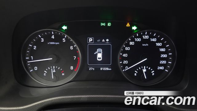 Hyundai AVANTE 2017 — photo 8