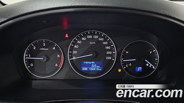 Hyundai Starex 2017 — photo 11