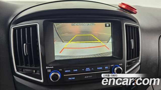 Hyundai Starex 2017 — photo 20
