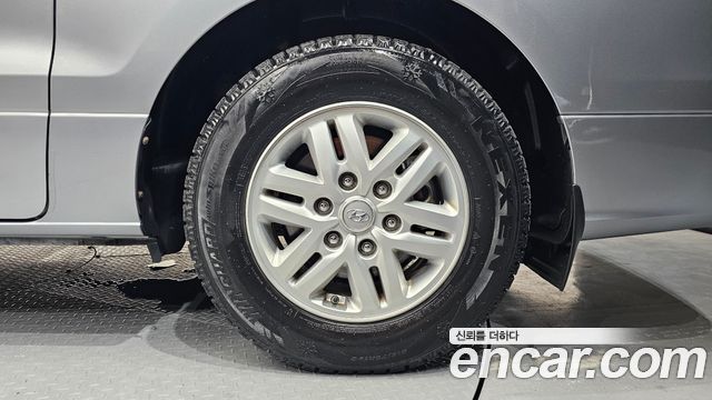 Hyundai Starex 2017 — photo 7