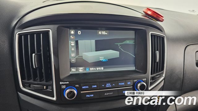 Hyundai Starex 2017 — photo 29