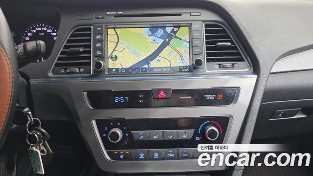 Hyundai Sonata 2017 — photo 15