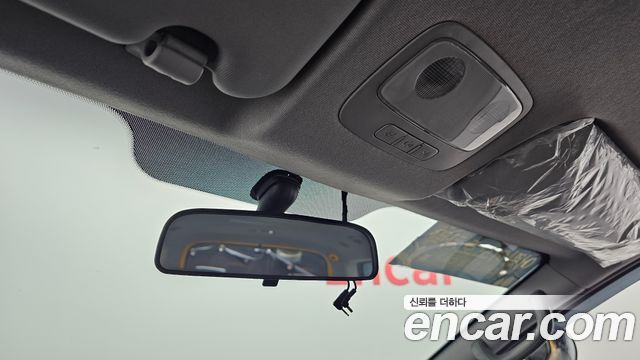 Hyundai Starex 2016 — photo 25