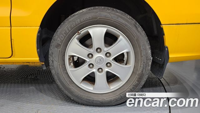 Hyundai Starex 2016 — photo 7