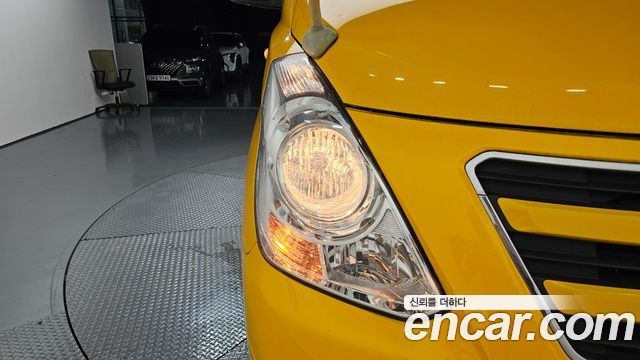 Hyundai Starex 2016 — photo 8