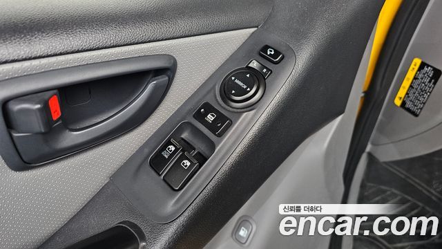 Hyundai Starex 2016 — photo 29