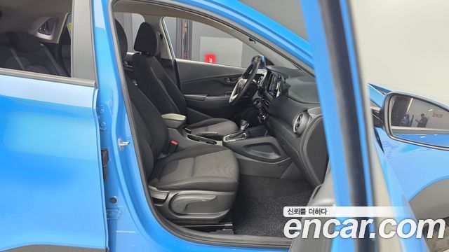 Hyundai Kona 2021 — photo 17