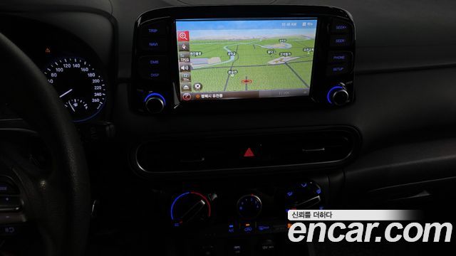 Hyundai Kona 2021 — photo 20