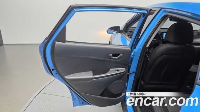 Hyundai Kona 2021 — photo 15