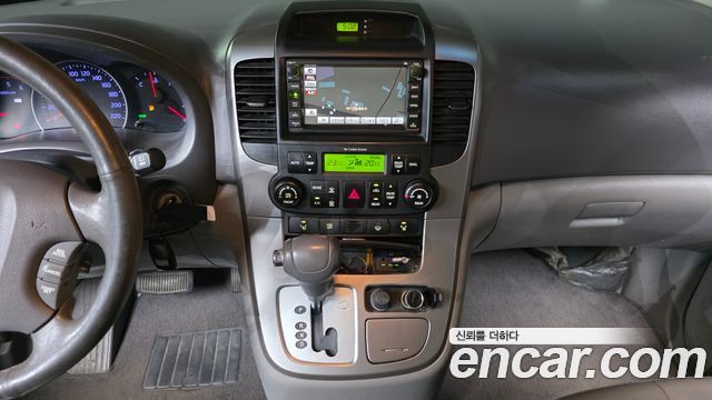 Kia Canival 2013 — photo 14