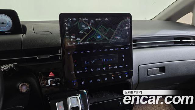 Hyundai Staria 2023 — photo 13