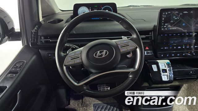 Hyundai Staria 2023 — photo 14