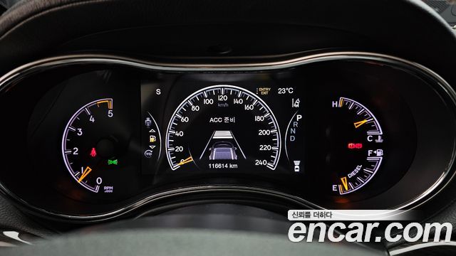 Jeep Cherokee 2018 — photo 8