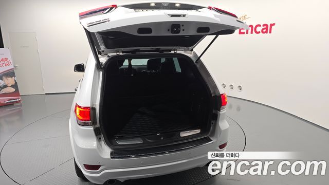 Jeep Cherokee 2018 — photo 20
