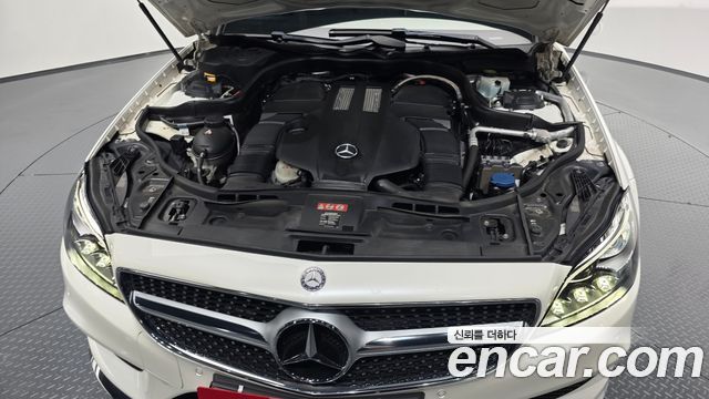 Mercedes-Benz CLS-Class 2016 — photo 6