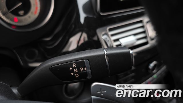 Mercedes-Benz CLS-Class 2016 — photo 12