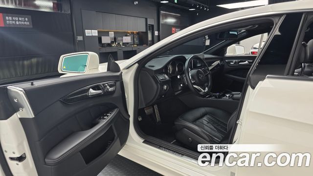 Mercedes-Benz CLS-Class 2016 — photo 13