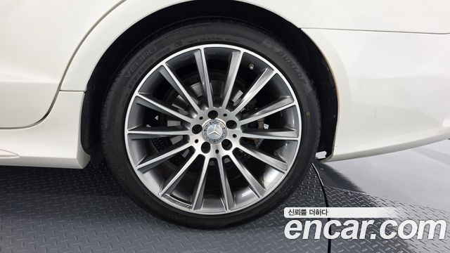 Mercedes-Benz CLS-Class 2016 — photo 7