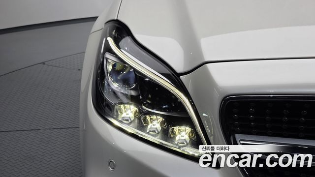 Mercedes-Benz CLS-Class 2016 — photo 8