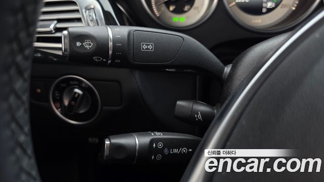 Mercedes-Benz CLS-Class 2016 — photo 27