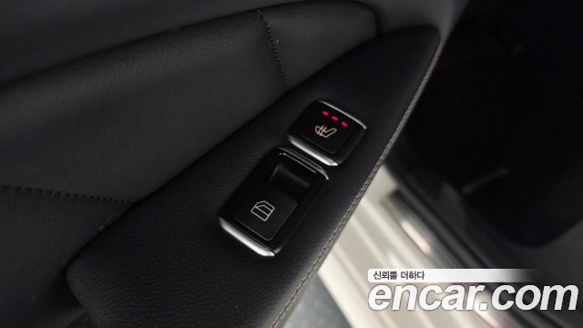 Mercedes-Benz CLS-Class 2016 — photo 32