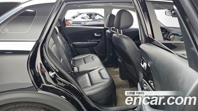 Kia Niro 2017 — photo 17