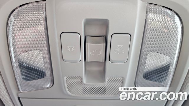 Kia Niro 2017 — photo 21